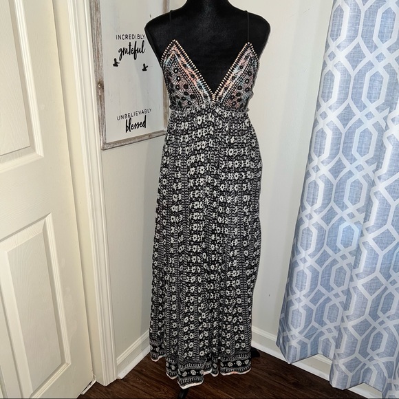 Free People Dresses & Skirts - Free People Good Vibes Maxi Dress Black size Medium